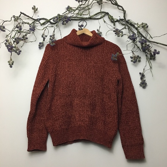 Forever 21 Sweaters - 🔥FLASH SALE🔥 F21 Burnt Orange Turtleneck Sweater